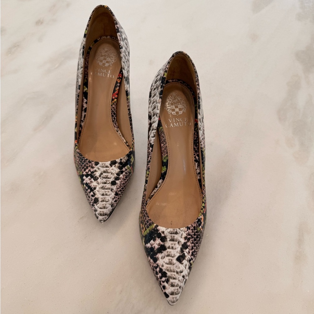 Vince Camuto Multicolor Snakeskin Women's Pumps sz 7